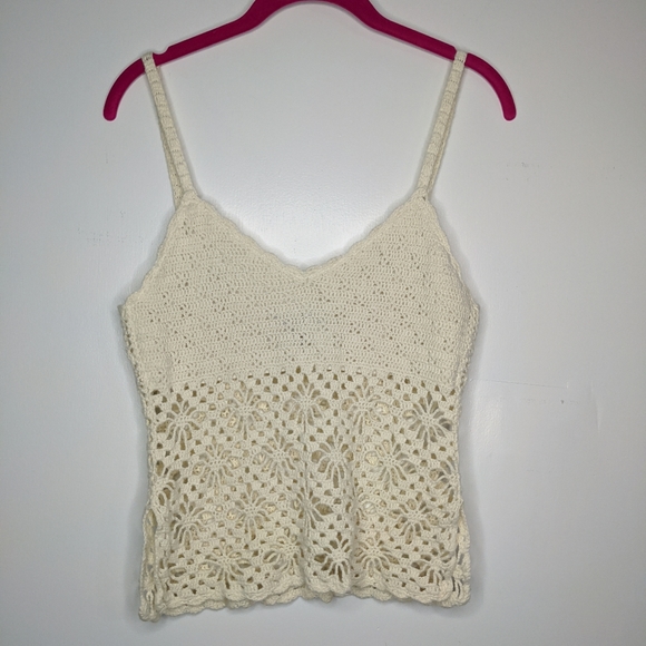 52 Weekends Tops - M 52 Weekends Top Tank Tee Shirt Crochet Floral I